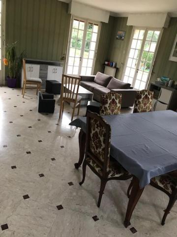 Demeure Des Carila Bed and Breakfast Heudebouville Buitenkant foto