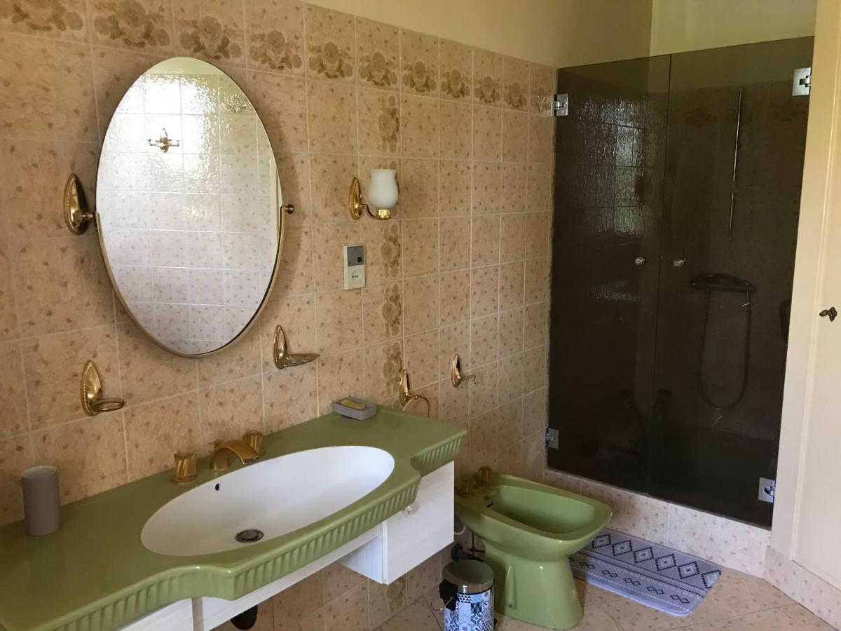 Demeure Des Carila Bed and Breakfast Heudebouville Buitenkant foto
